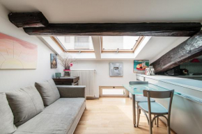 La Mansardina di Giuly by Quokka 360 - bright attic apartment in the centre of Como